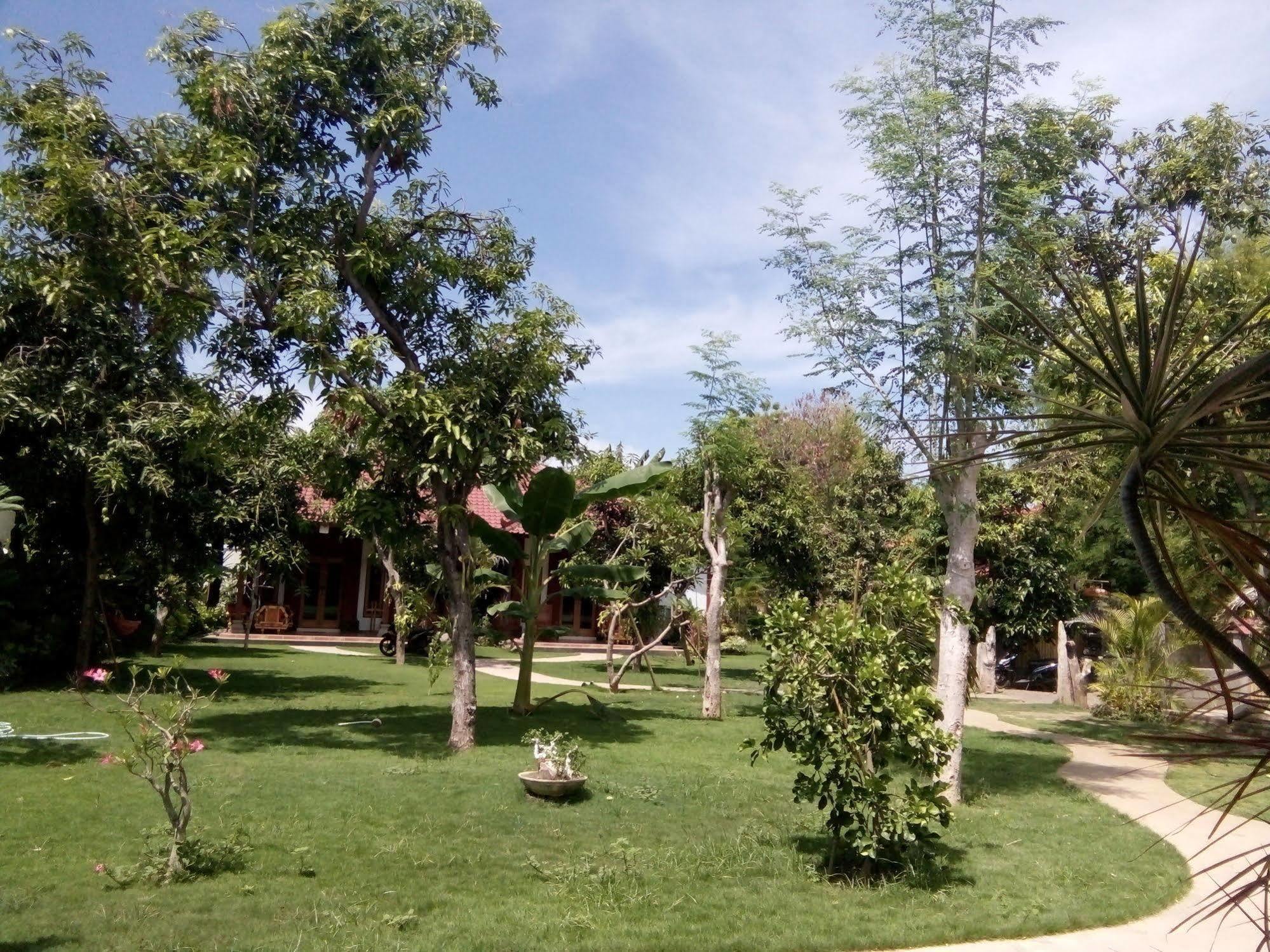 Biorock Homestay & Dive Center Pemuteran Exterior photo